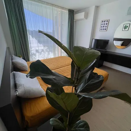 Atlantis & Spa, комплекс атлантис Apartmán Burgas City